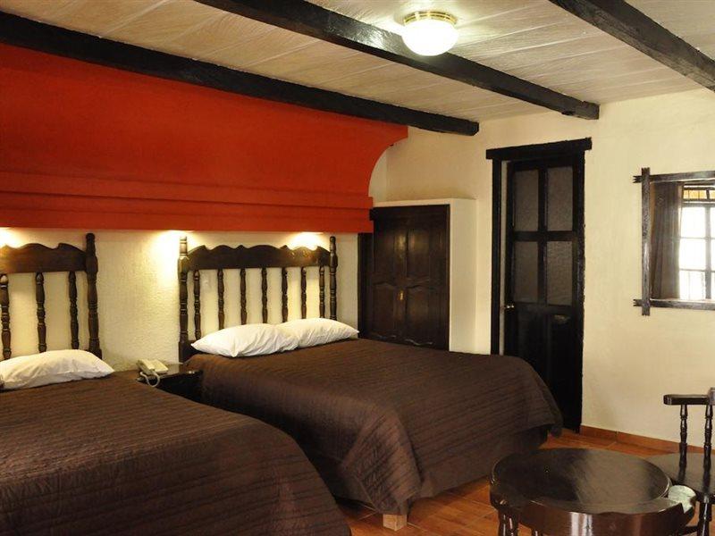 Hotel D'Monica San Cristobal de las Casas Bagian luar foto
