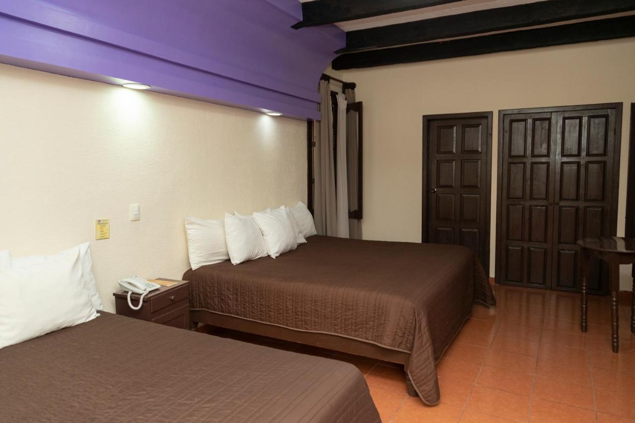 Hotel D'Monica San Cristobal de las Casas Bagian luar foto