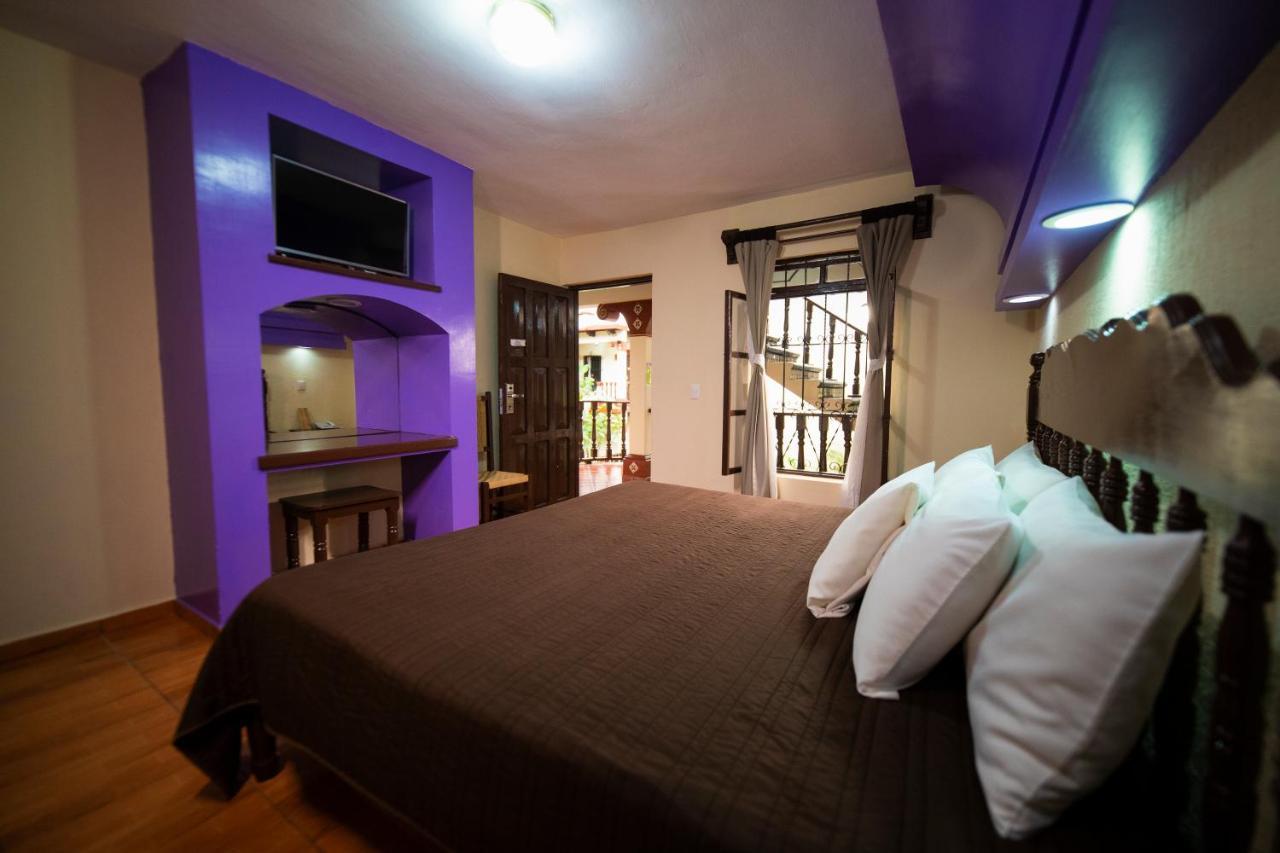 Hotel D'Monica San Cristobal de las Casas Bagian luar foto