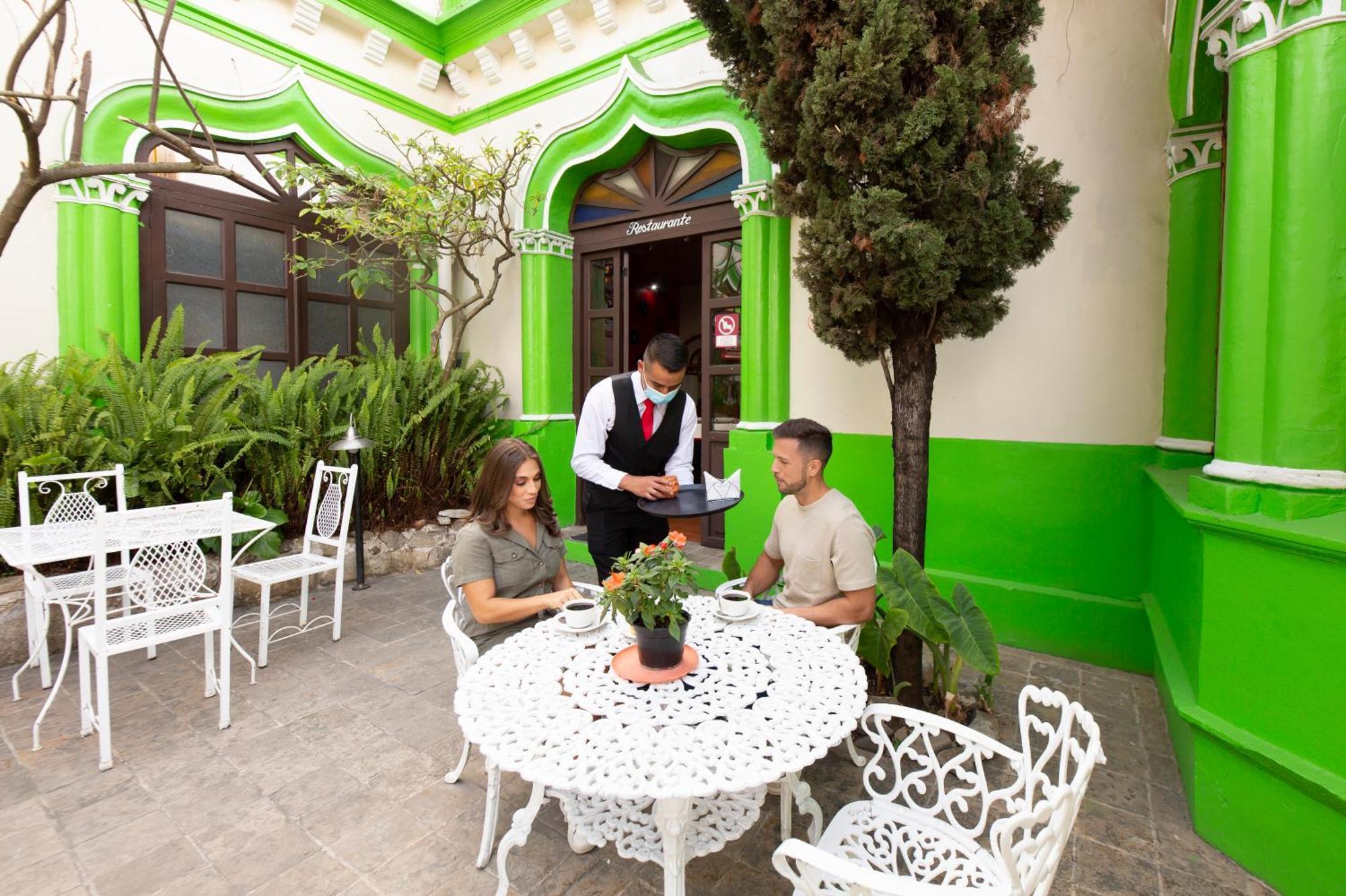 Hotel D'Monica San Cristobal de las Casas Bagian luar foto
