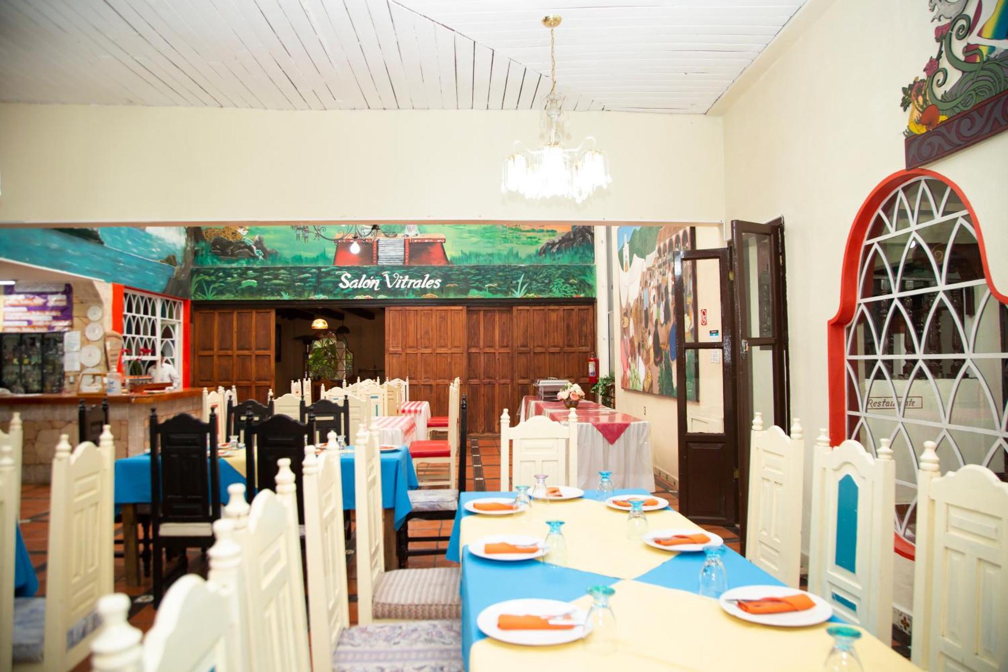 Hotel D'Monica San Cristobal de las Casas Bagian luar foto