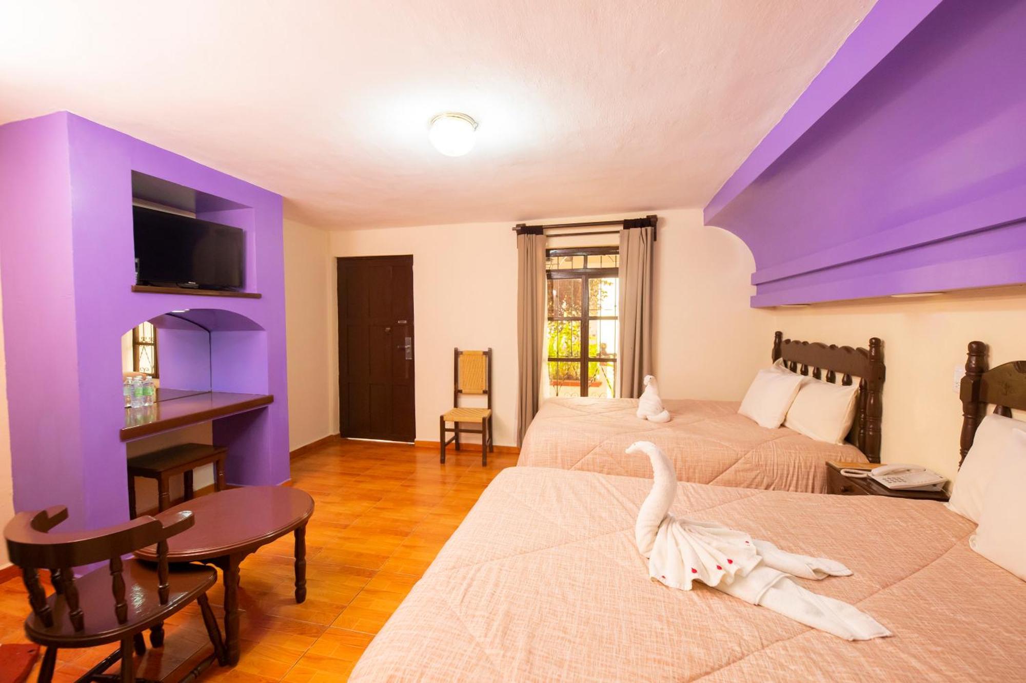 Hotel D'Monica San Cristobal de las Casas Bagian luar foto