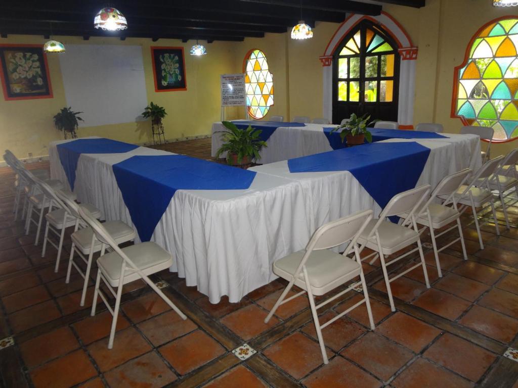 Hotel D'Monica San Cristobal de las Casas Bagian luar foto