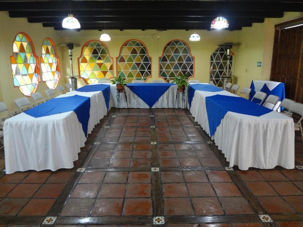 Hotel D'Monica San Cristobal de las Casas Bagian luar foto