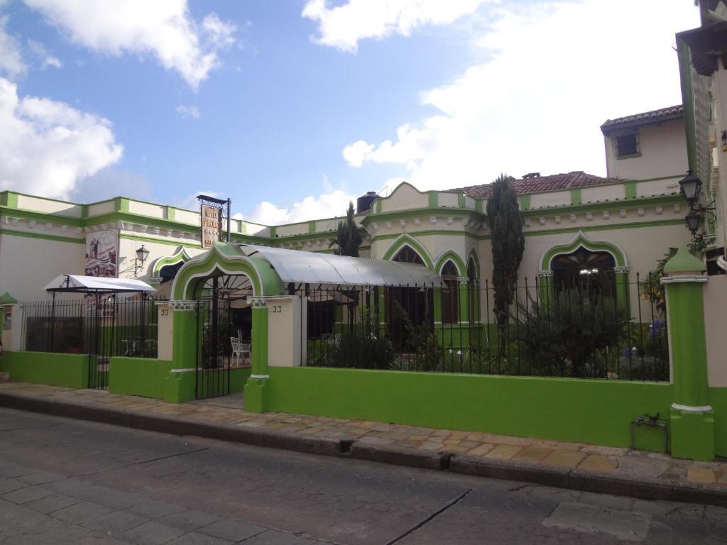 Hotel D'Monica San Cristobal de las Casas Bagian luar foto