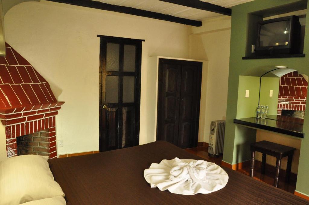 Hotel D'Monica San Cristobal de las Casas Bagian luar foto